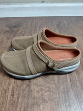 Easy Spirit Equinox Comfort Clogs, Women's Size 7M, Brown