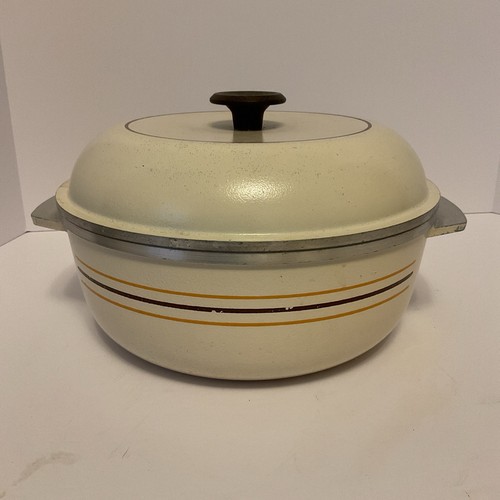 Vintage Club Cast Aluminum Beige 4 Quart Dutch Oven Stock Pot Pan w/Lid Great - Picture 1 of 5