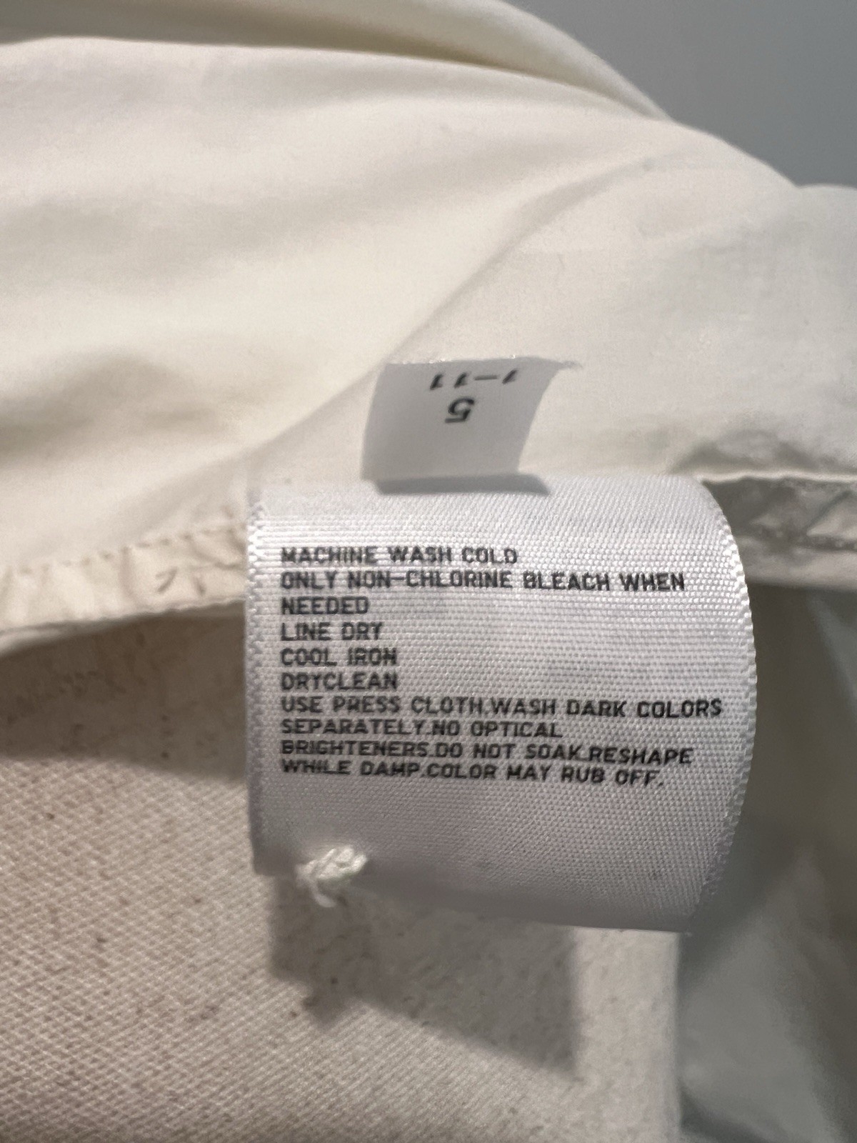 Uniqlo Women's White Blouse Collarless Cotton Blend Long Sleeve XS Button Up thumbnail 12