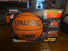 Spalding Phemon Oficial 29.5" Baloncesto NBA Habilidades Set 2004 con Pulsera y DVD