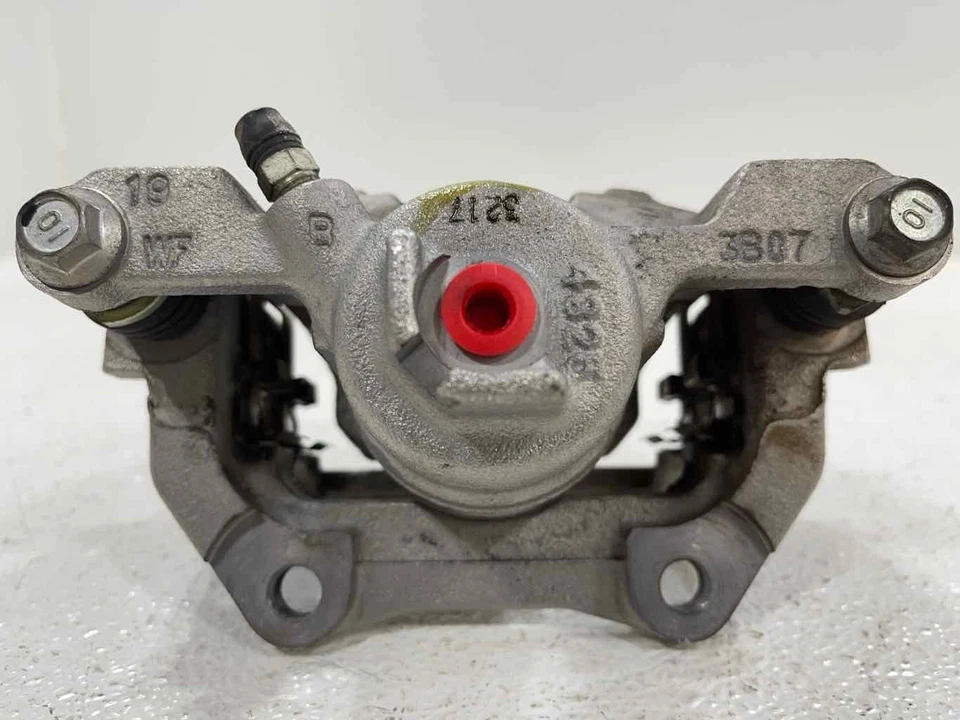 Fits 19 - 23 HONDA PASSPORT Used Rear RH Passenger Brake Caliper 43018TGSA01 OEM - Image 3 of 4