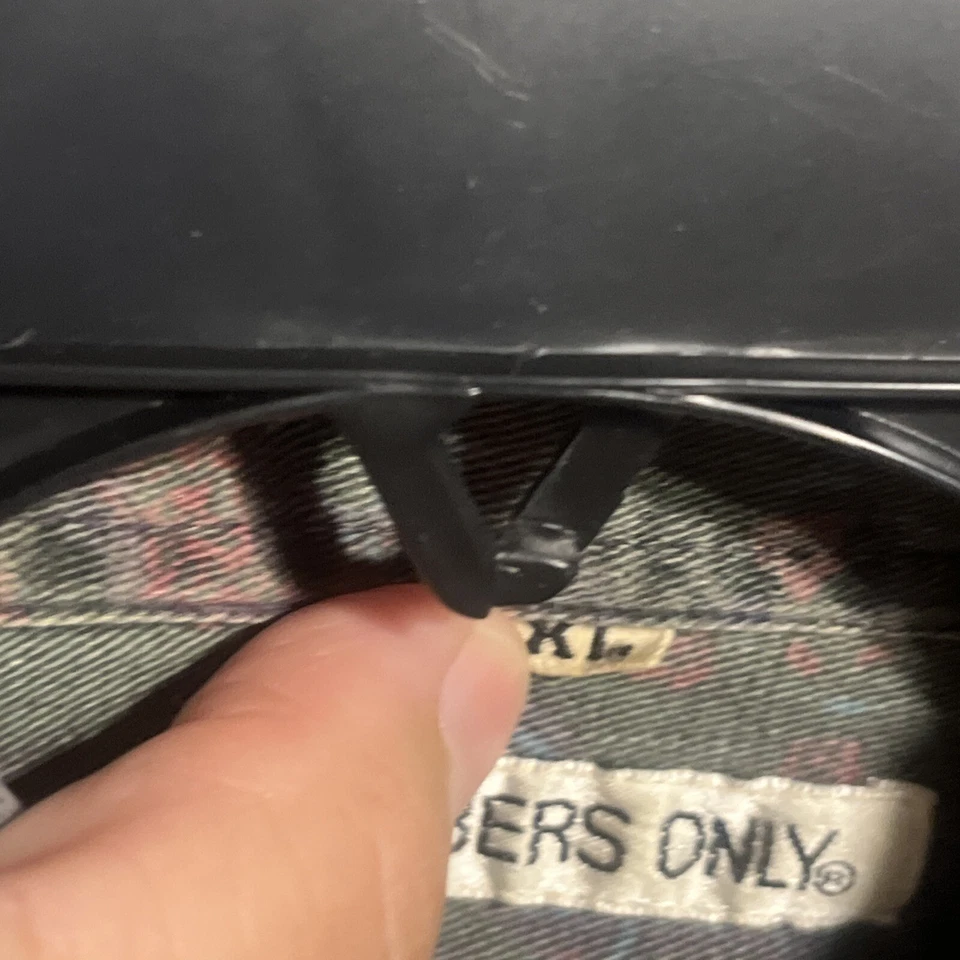 Members only Shirt Mens XL Paisley Long Sleeve Botton Up - Image 4 of 4