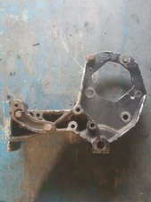 PETERBILT HANGER LEFT 02-01952