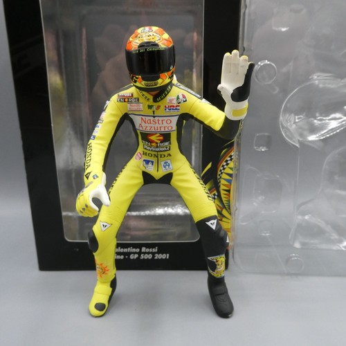 MINICHAMPS 1:12 VALENTINO ROSSI FIGURINE 312010046 GP 500 2001 LIMITED EDITION - Picture 2 of 7