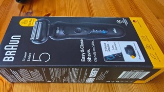BRAUN Rasierer Series 5 schwarz (52 N1200S) NEUWERTIG mit Garantie