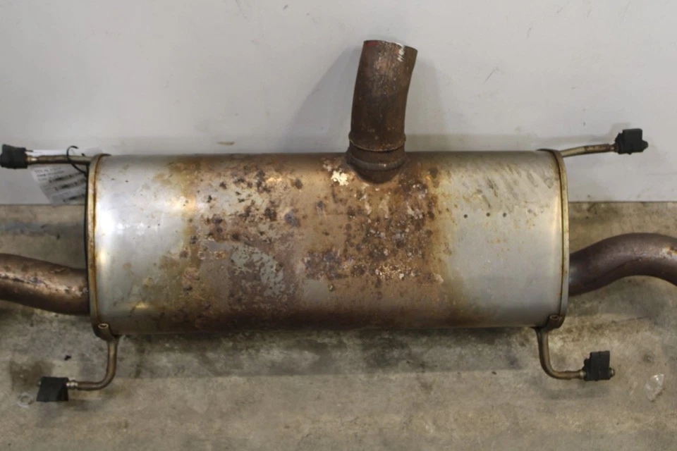 Silenciador sistema de exaustão traseiro 2017-2019 Alfa Romeo Giulia Ti 2.0L AWD 1936406000 - Imagem 3 de 4