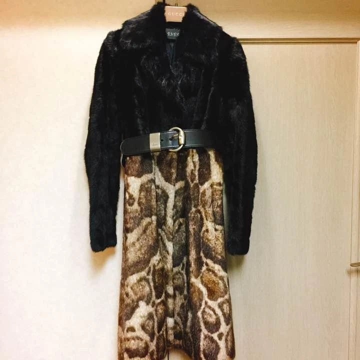 Cappotto pelliccia Gucci Mermel con cintura 40