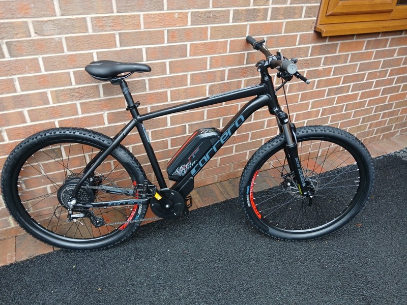 Carrera Vengeance MTB - 6 Mth Old - Large Frame - Halfords warranty