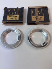 Nos 1958 1959 Chevy Gmc Fleetside Truck Tail Light Aluminum Bezels Gm 3753025