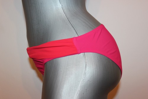 Triumph Bandeau Bikini ""Pink Summer CTOP"" rosa/rosso 38 Mini 38 senza ferretto - Foto 10 di 12