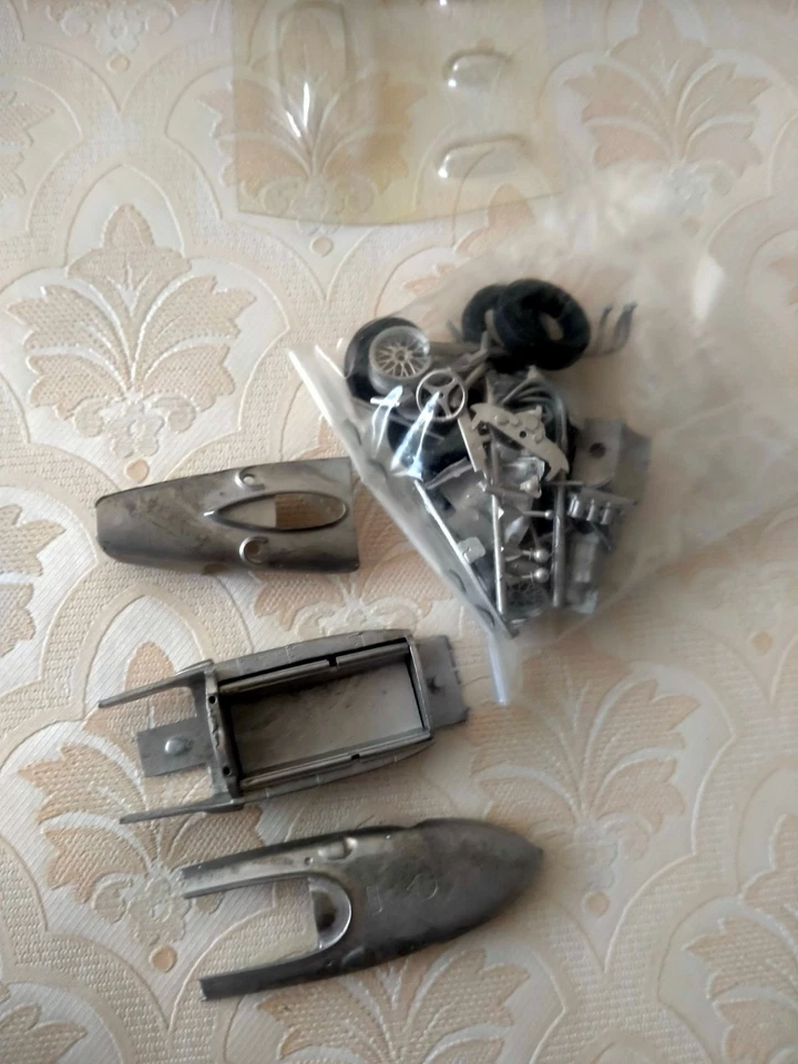 SCALE RACING CARS SRC Models kit 1:43 16-86 1961 Ferrari 156 F1 - Immagine 3 di 4