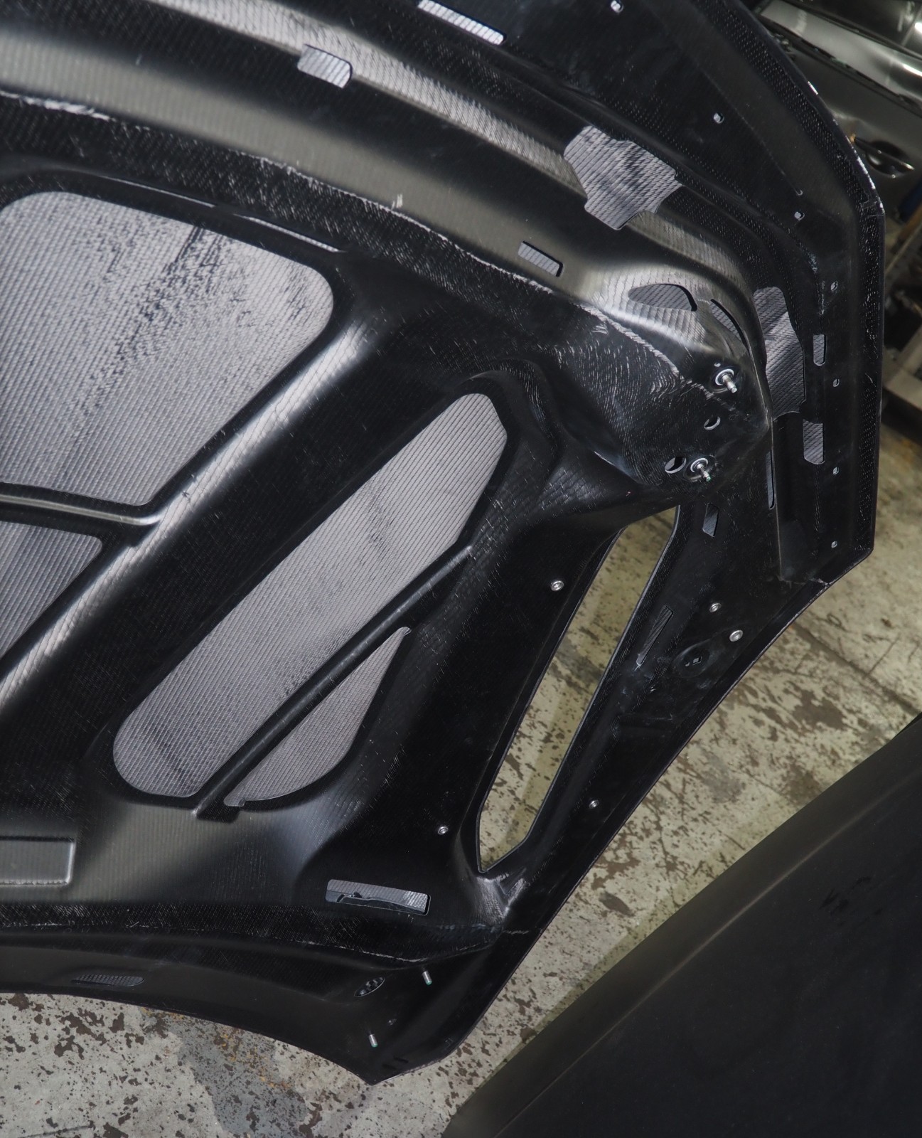 *NOTE* Lamborghini Urus Performante Front Hood Bonnet OEM Exposed Carbon Fiber