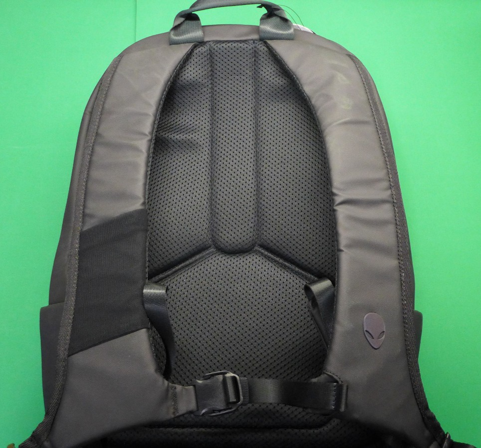 NEW Alienware 16 Gaming Backpack AW5625P J701Y | eBay