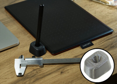 Pen Holder for Wacom One Graphics Drawing Tablet Pen.(DTC133W0) (CP91300B2Z)