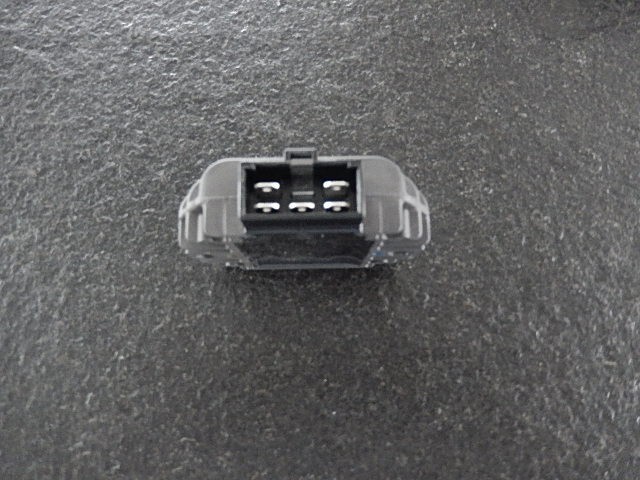 Picture 2 of 4