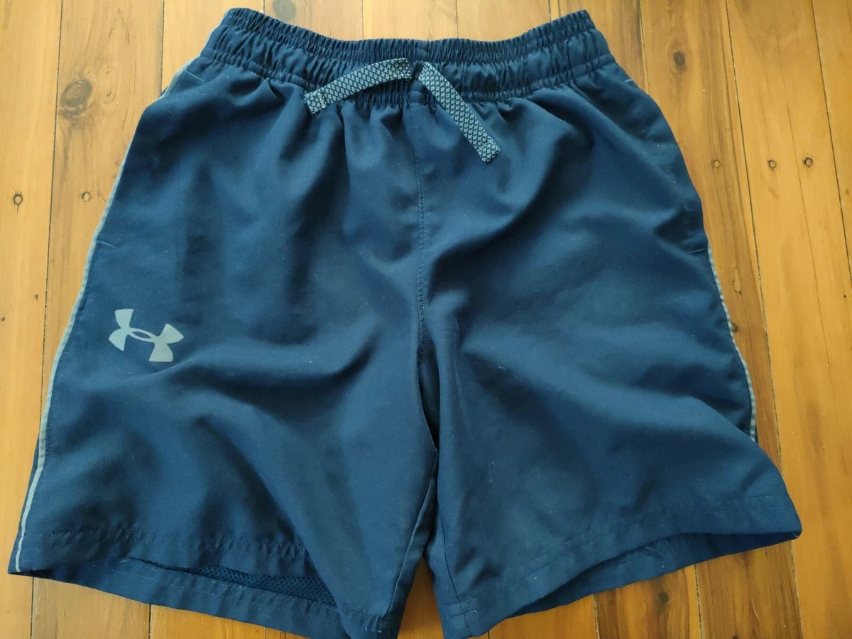 Under armour best sale boys running shorts