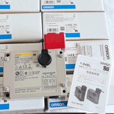 1PCS Brand New Omron D4BL-2CRA Guard Lock Safety door Switch D4BL2CRA
