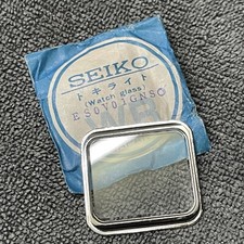 NOS GLASS CRYSTAL FOR VINTAGE SEIKO5206-5030 LM SPECIAL / ES0V01GNS0
