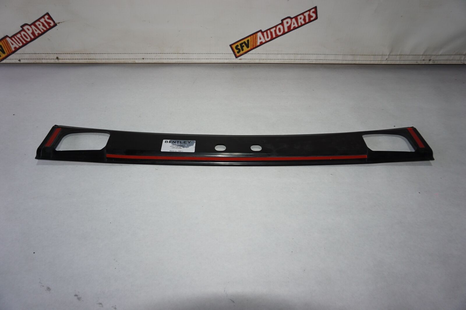 BENTLEY GT RAIN CHANNEL COVER TRUNK 2006 2007 2008 2009-2012 3W7 853 222 C OEM