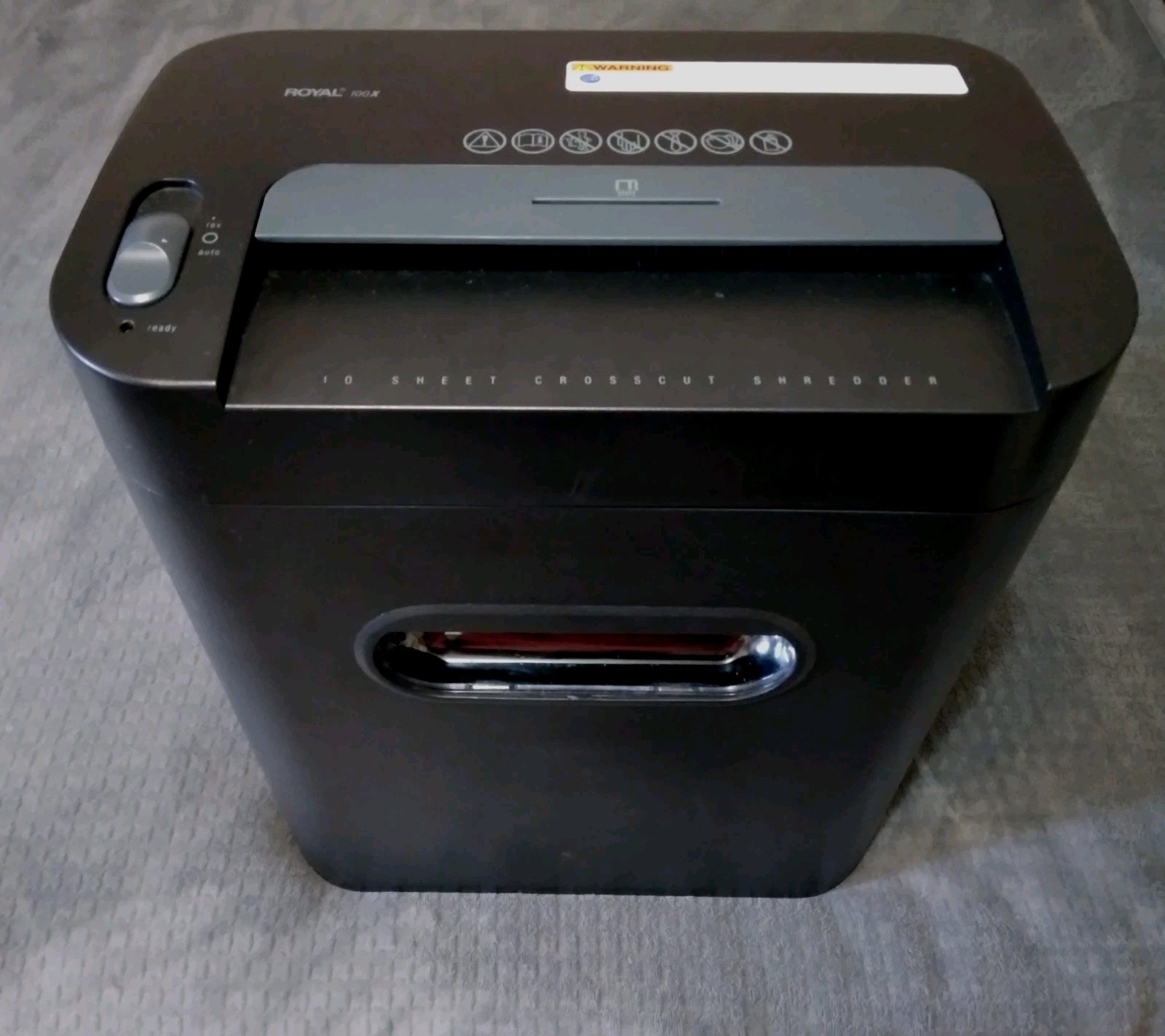 Royal 100x 10 Count Crosscut Black Paper Shredder #29171Y
