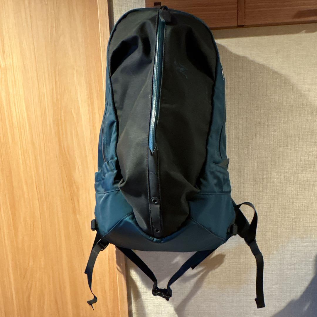 Arc'Teryx Arcteryx Arro Arrow 22 Backpack Limited Edition Arc'Teryx Arcteryx Arro Arrow 22 Backpack Limited Edition
