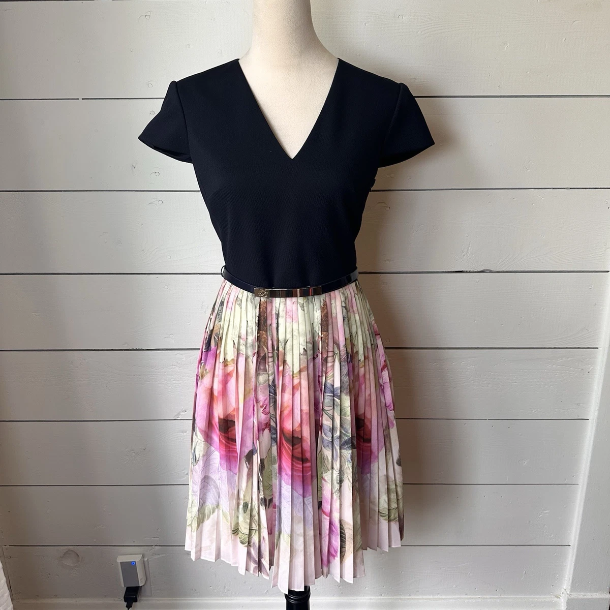strapless open back dress Ever-Pretty Velvet V-Neck A-Line Short Sleeves Fall Midi Mother of The Bride Dress