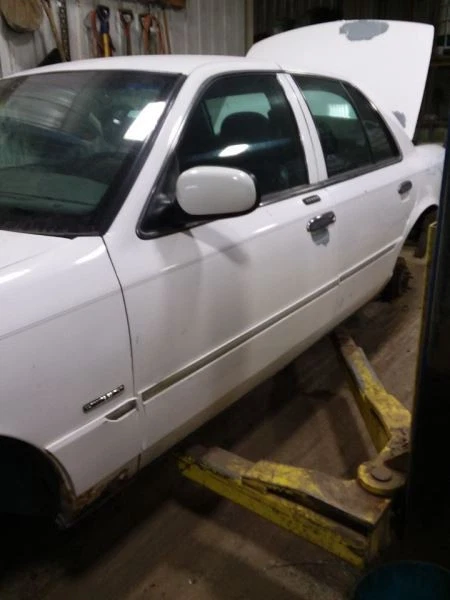 Maletero/portón trasero compatible con 03-05 Grand Marquis 1960889 Foto 4 de 4