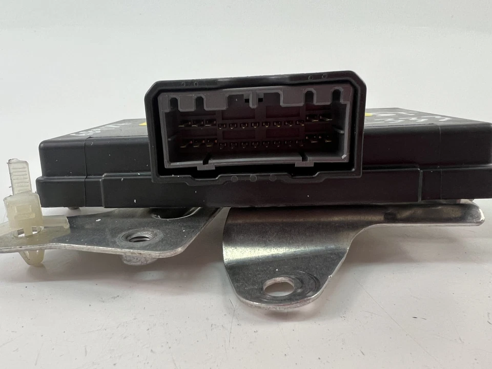 Centralina PORSCHE 911 Targa 991 99161819506 28198457 - Immagine 3 di 4