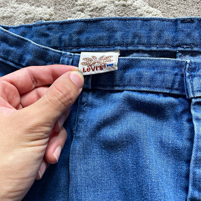 70s True Vintage Levi s wheat ears mom jeans