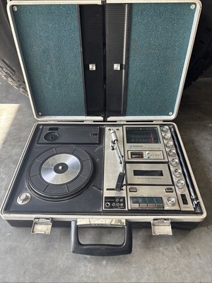 Vintage SANYO Solid State Stereo Music Centre Model G-2615N