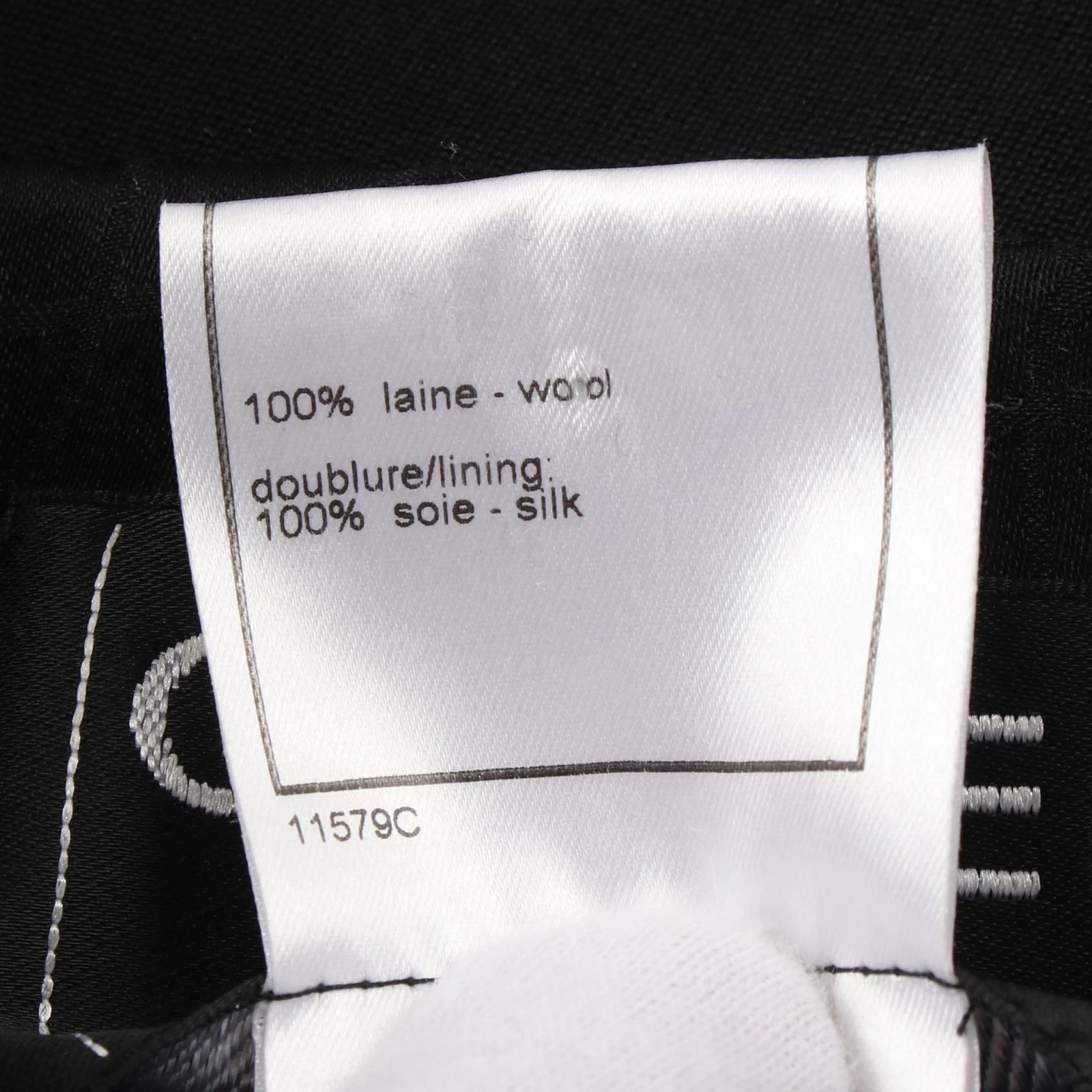 Set gonna giacca bottoni CHANEL COCO Mark P17768V09938 lana nero usato don