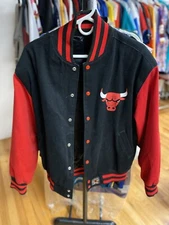 Chicago Bulls Reversible Jacket Size Medium Authentic Vintage Jeff Hamilton NBA