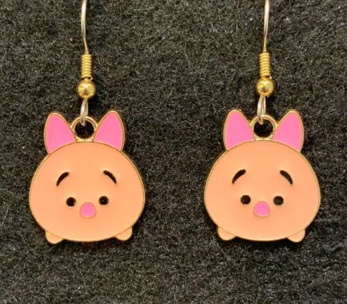 Piglet Earrings Disney Stainless Hook New Duo (C) Tsum Pooh Bear Friend - Picture 1 of 2