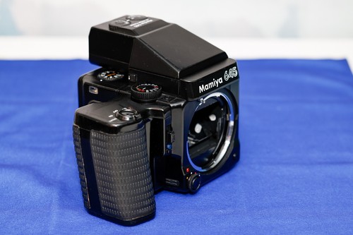 Mamiya 645 Super Medium Format Camera Kit w/ Prism and 120 Film Back #758 - Photo 2/7
