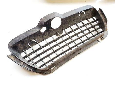1h6853665 Stoßstangengitter vorne links 1h6853665a Volkswagen Go DE2469814-00