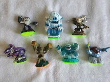 Skylanders Spyro's Adventure Lot of 7 Figures Lightning Rod Slam Bam Cynder MORE