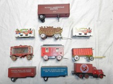 HO 10 Circus Wagons, trailers, containers, tr...