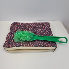 Green Bingo Magnetic Wand and Bag of 100 Magnetic Bingo Chips Set