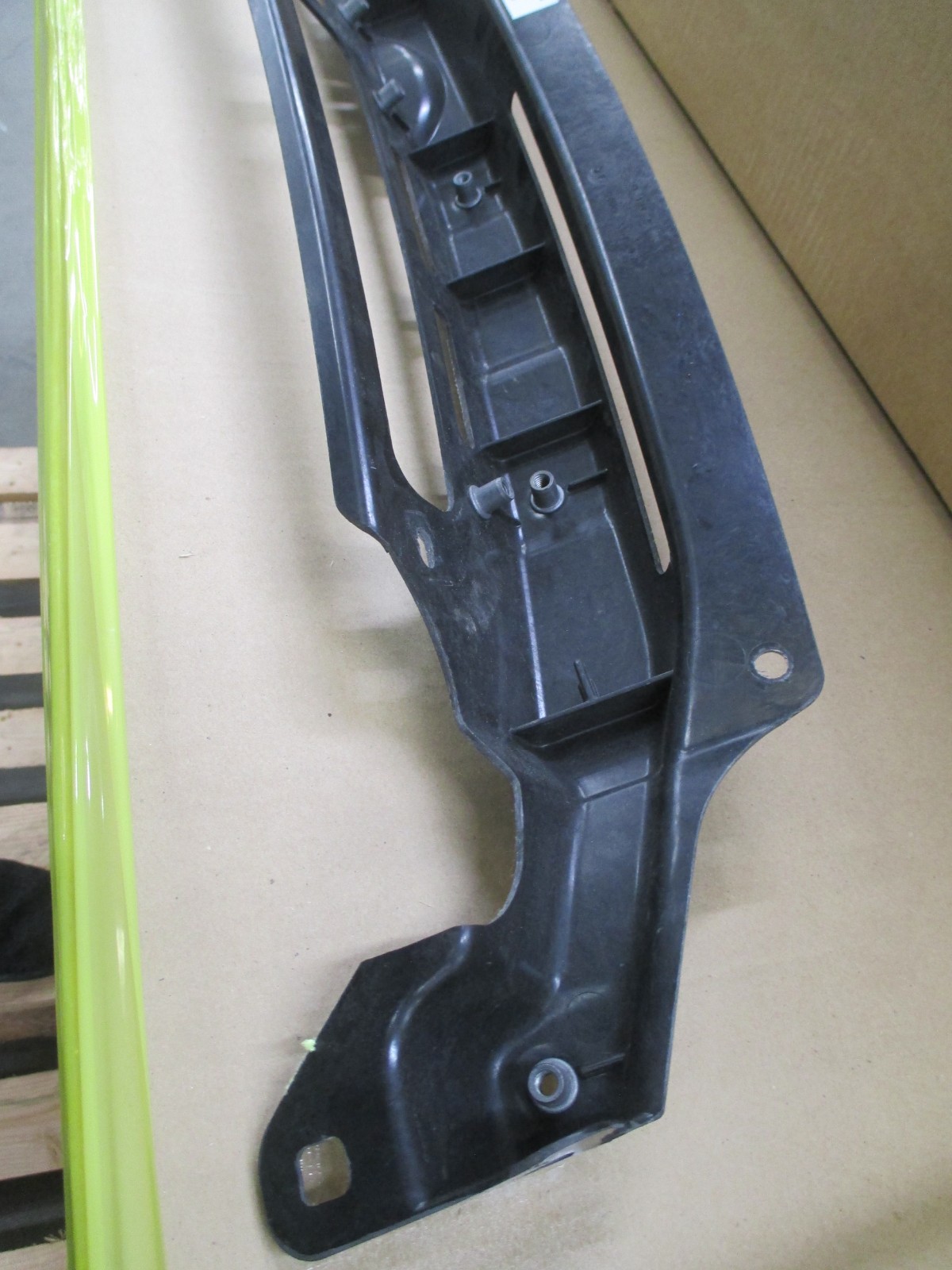 ASTON MARTIN DBX OEM FRONT UPPER RADIATOR PANEL