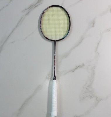YONEX 100zz Badminton Racquet - Kurenai Red ( Exbolt 65 String )