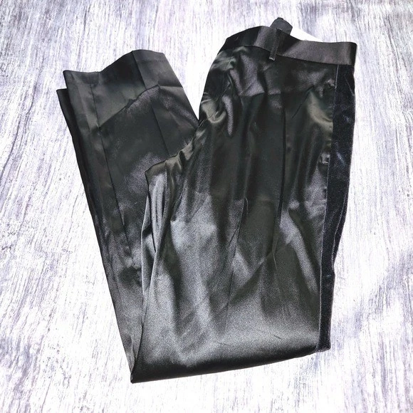 Calça social masculina INC International Concepts cetim preto slim fit listra lateral 32 - Imagem 3 de 4