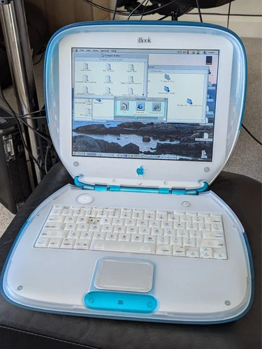 [Tested] Blueberry Apple iBook G3 Clamshell 300MHZ 160MB Ram