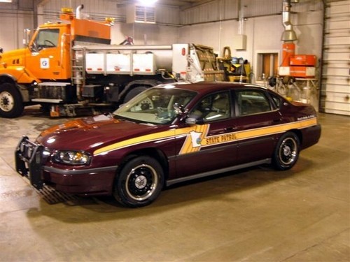GEARBOX COLLECTABLES - CHEVROLET IMPALA - MINNESOTA STATE PATROL POLICE - Picture 5 of 5