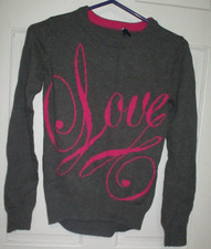 Gap Kids Gray Pink Love Sweater Girls Size XXL 14-16 Soft Cotton Blend