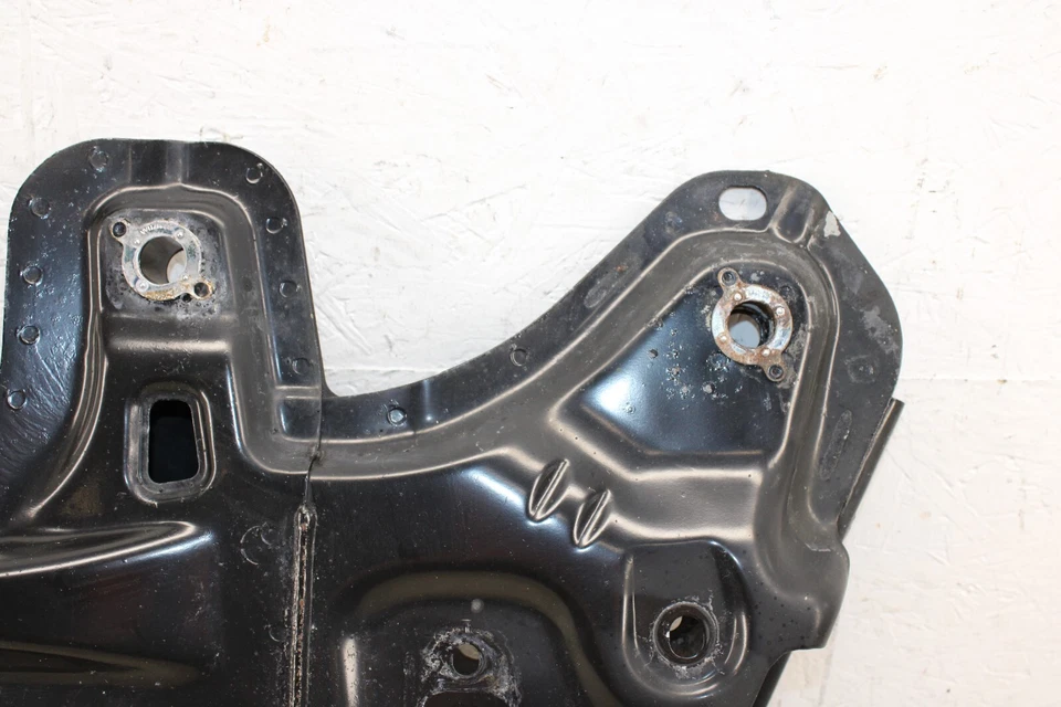 Fiat 500 Abarth 2013-2019 base motor delantero submarco OEM IV39 Foto 2 de 4