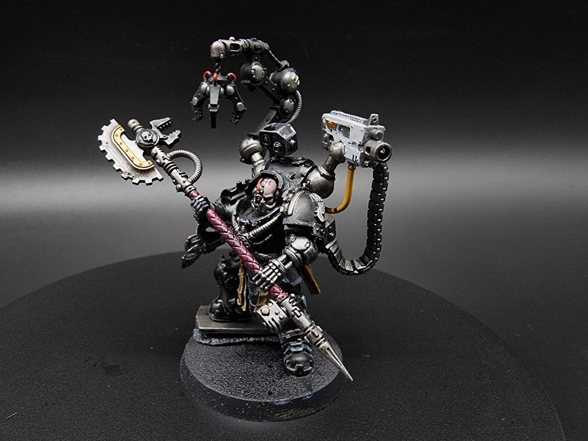 warhammer 40k miniature Iron Father Feirros iron hands pro painted 