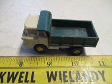 Vintage Aurora T-Jet Mack Dump Truck Tan/Green HO Scale Slot Car Thunderjet