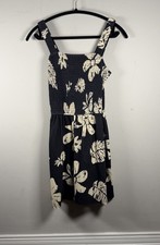Automate Fit & Flare Hawaii Med Black Floral Smocked Sundress Stretch Resort