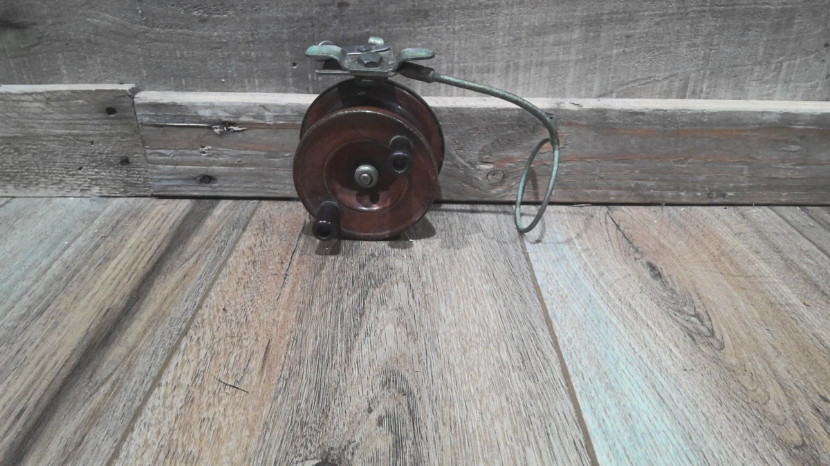 Preços baixos em Pino Central Alvey E Molinetes de pesca isca | eBay