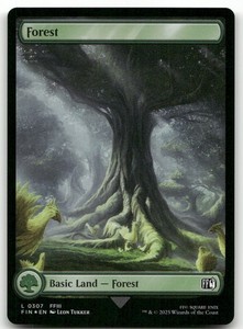Forest (0307) Foil - Universes Beyond: Final Fantasy